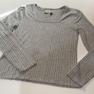 2000s Y2K Mudd Gray Textured Knit Top‎ With a Squared Neckline
